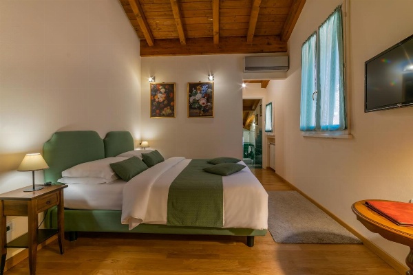 Casa Miramonte image 1